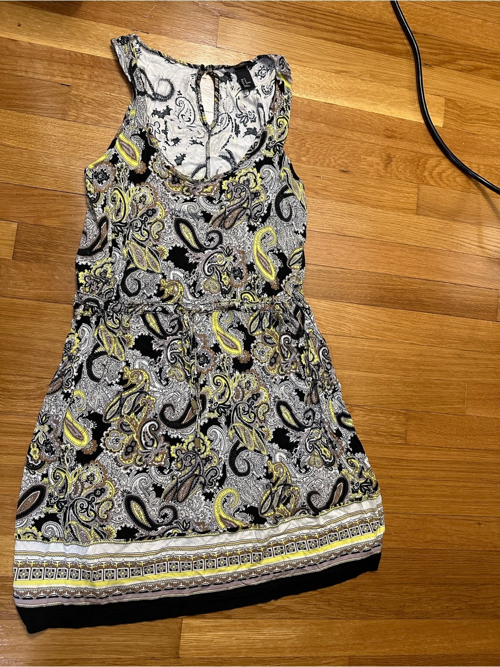 H&M Black, White & Yellow Paisley Sleeveless Dress Size Medium